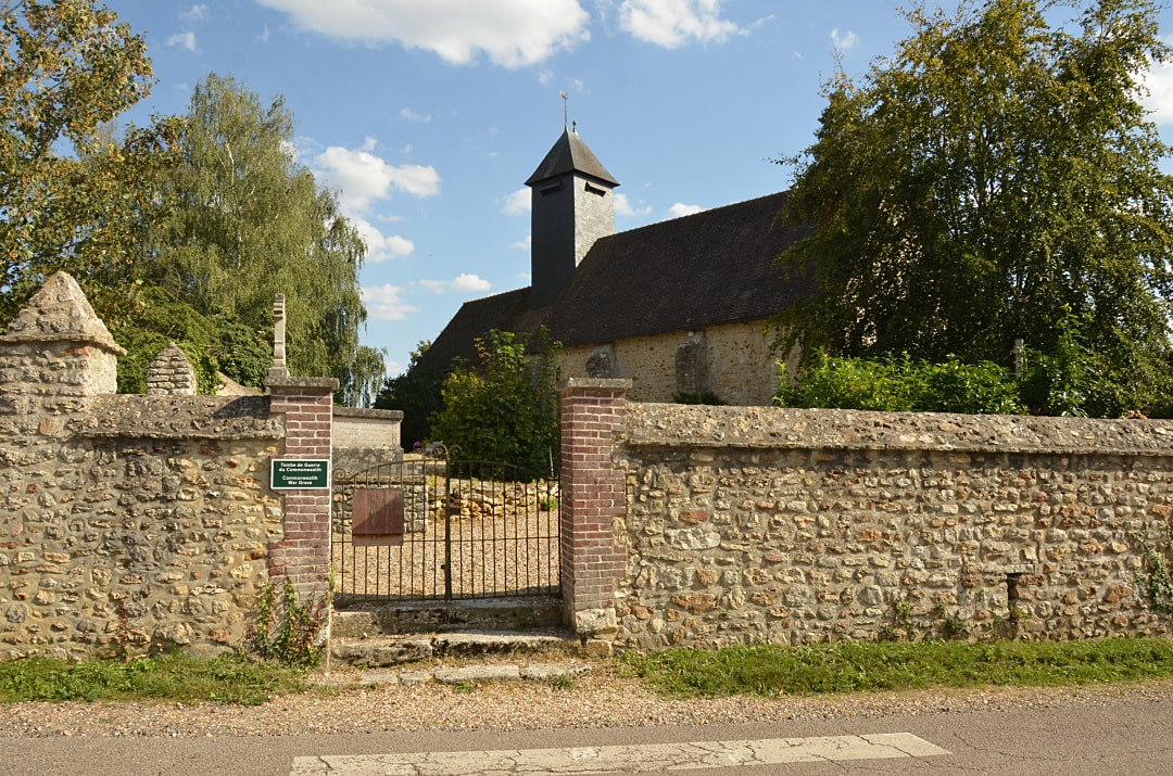 Aigleville Churchyard
