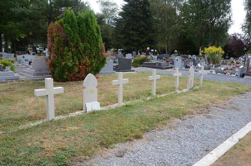 Cambrai (Route de Solesmes) Communal Cemetery