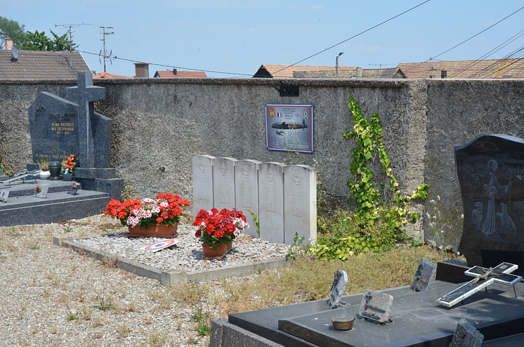 Heiteren Communal Cemetery