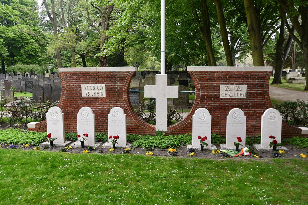 Vlaardingen (Emaus) General Cemetery