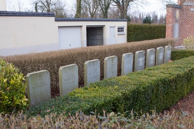 Kruishoutem Communal Cemetery