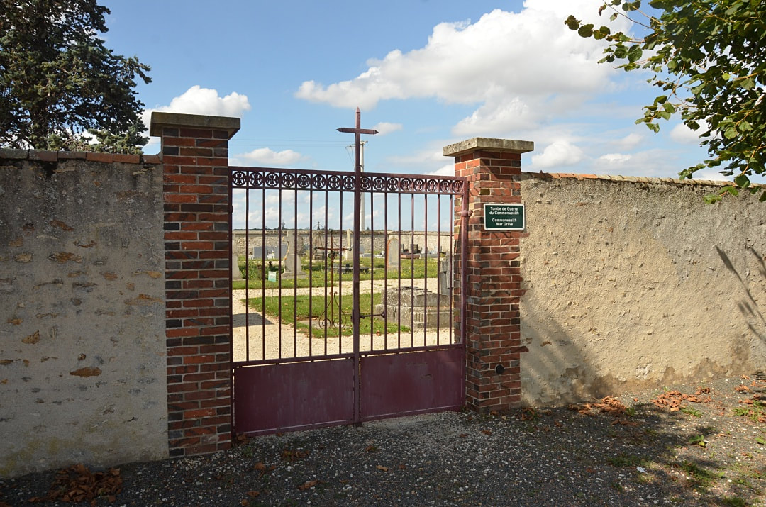 Allainville Communal Cemetery