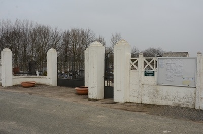Arrest Communal Cemetery