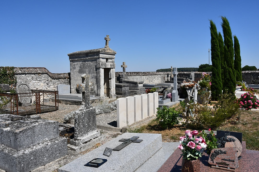 Auger-St. Vincent Communal Cemetery