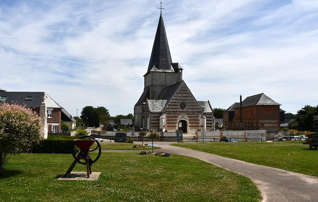Auzebosc Churchyard