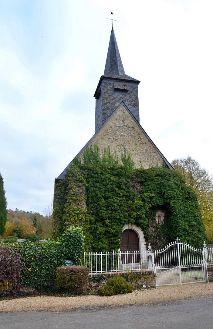 Bailleul-la-Vallée Churchyard