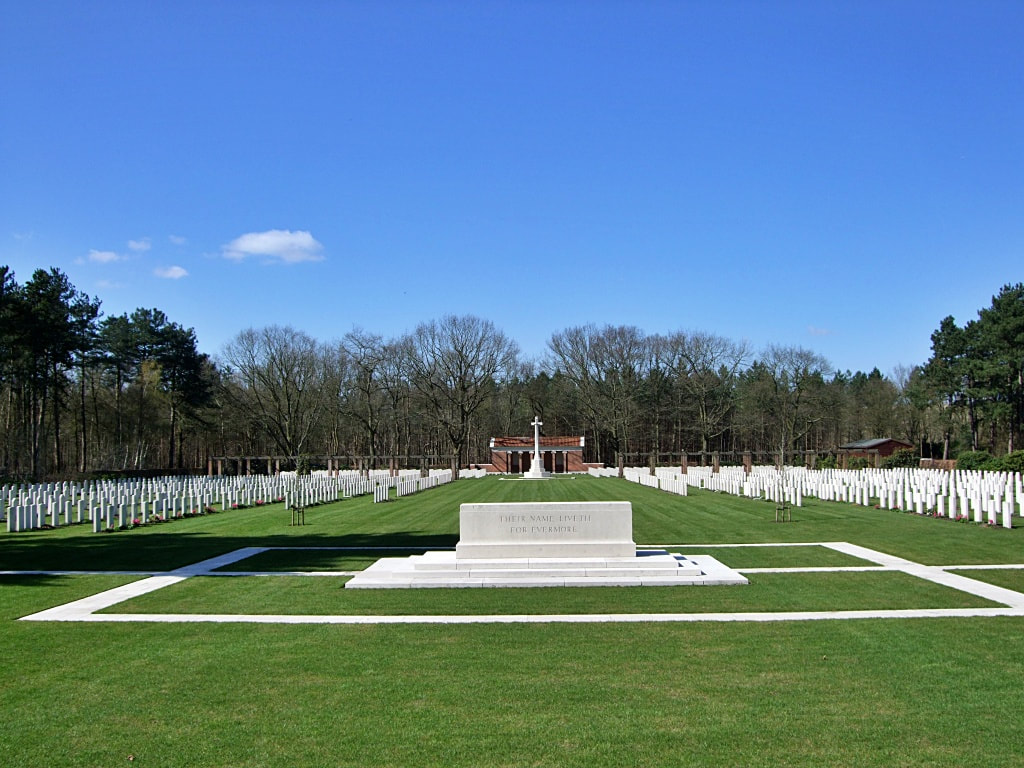 Bergen-Op-Zoom War Cemetery
