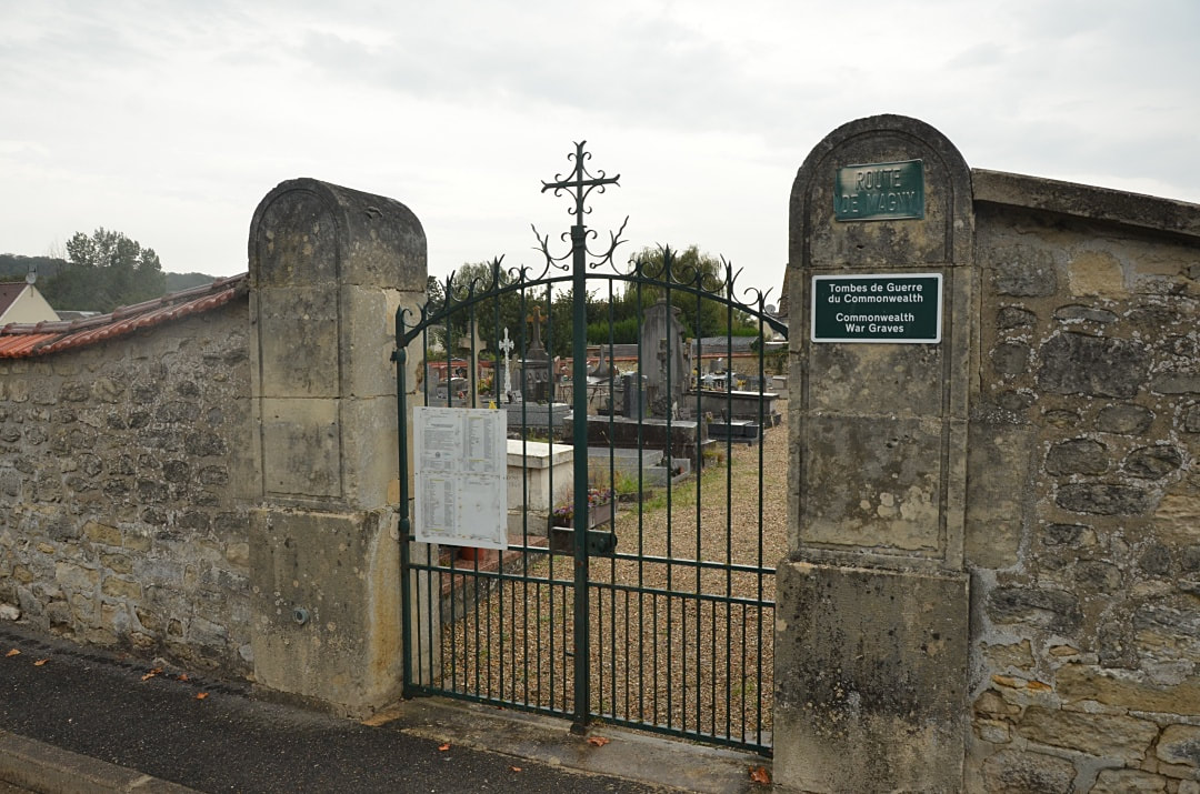 Bray-et-Lû Communal Cemetery