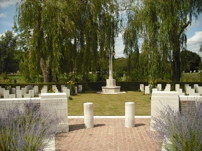 Bruyelle War Cemetery