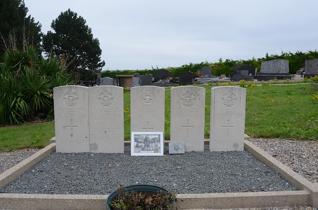Bussus-Bussuel Communal Cemetery