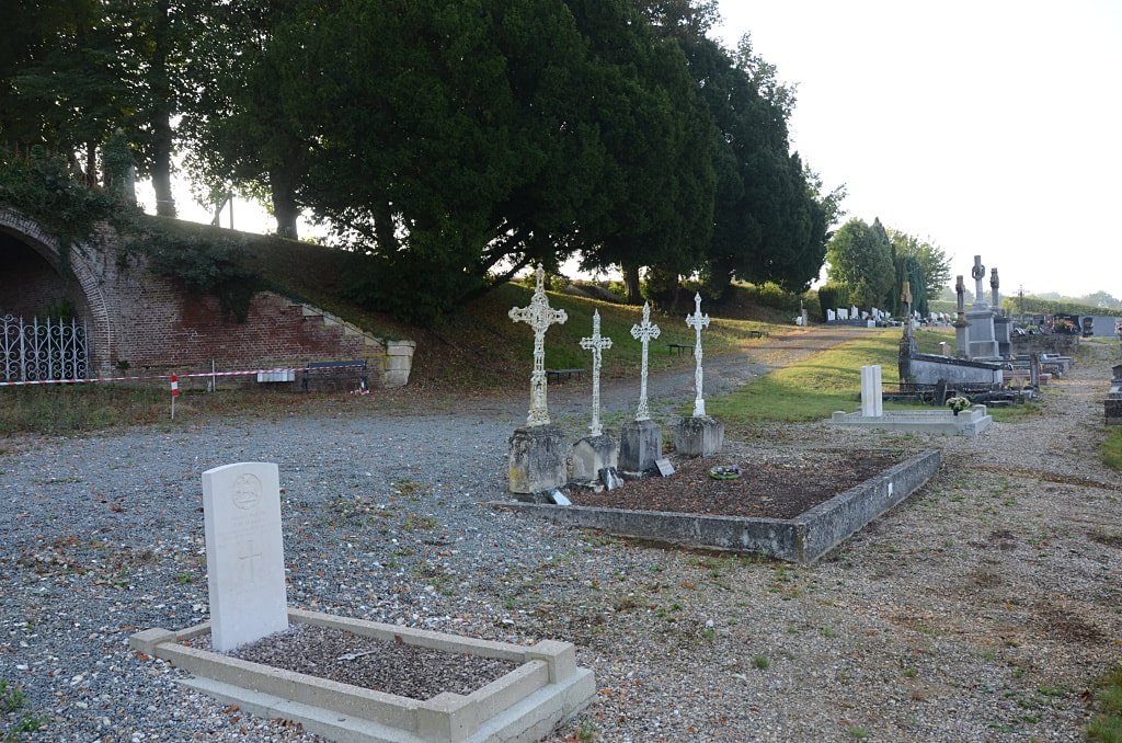 Conty Communal Cemetery