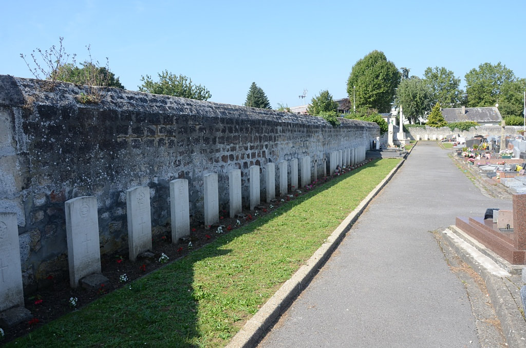 Creil Communal Cemetery