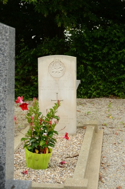 Crèvecoeur-en-Auge Communal Cemetery