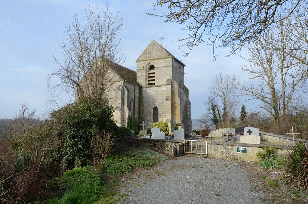 Cuissy-et-Geny Churchyard