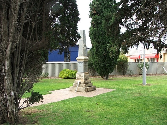 Dongara War Memorial
