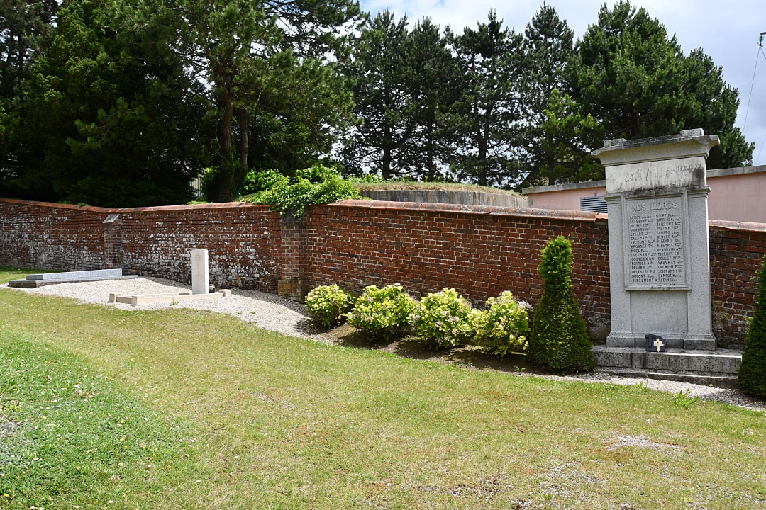Envermeu Communal Cemetery