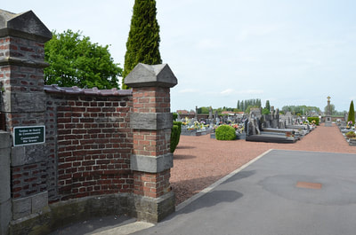 Estaimpuis Communal Cemetery