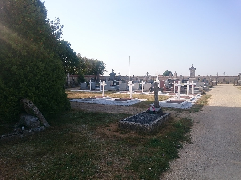 Farges-en-Septaine Communal Cemetery