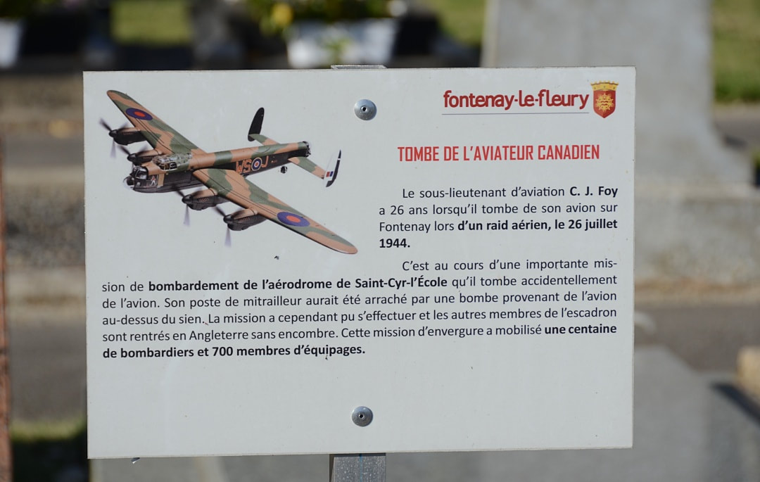 Fontenay-le-Fleury Communal Cemetery