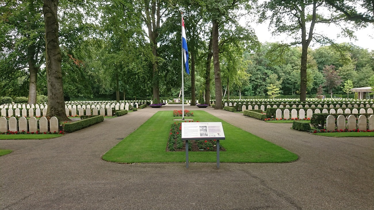 Grebbeberg Dutch Military Cemetery