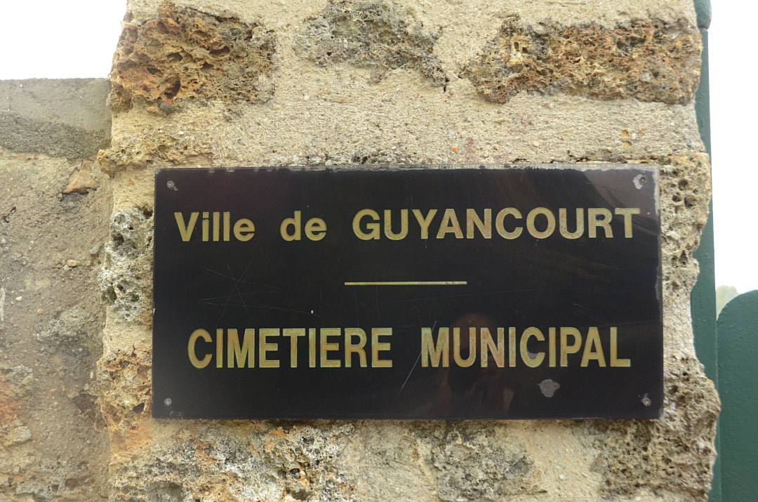 Guyancourt Communal Cemetery
