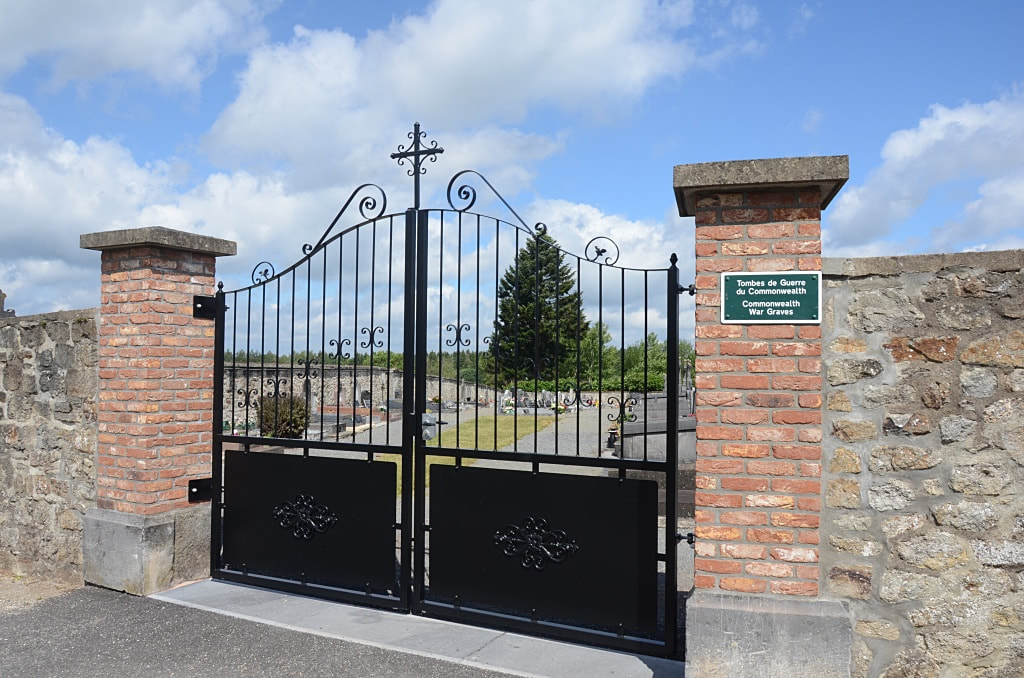 Hargnies Communal Cemetery, Ardennes