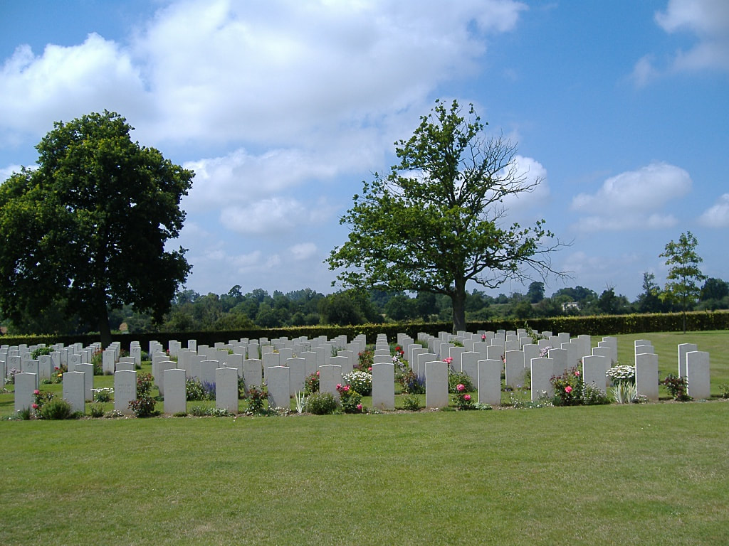 Hottot-les-Bagues War Cemetery