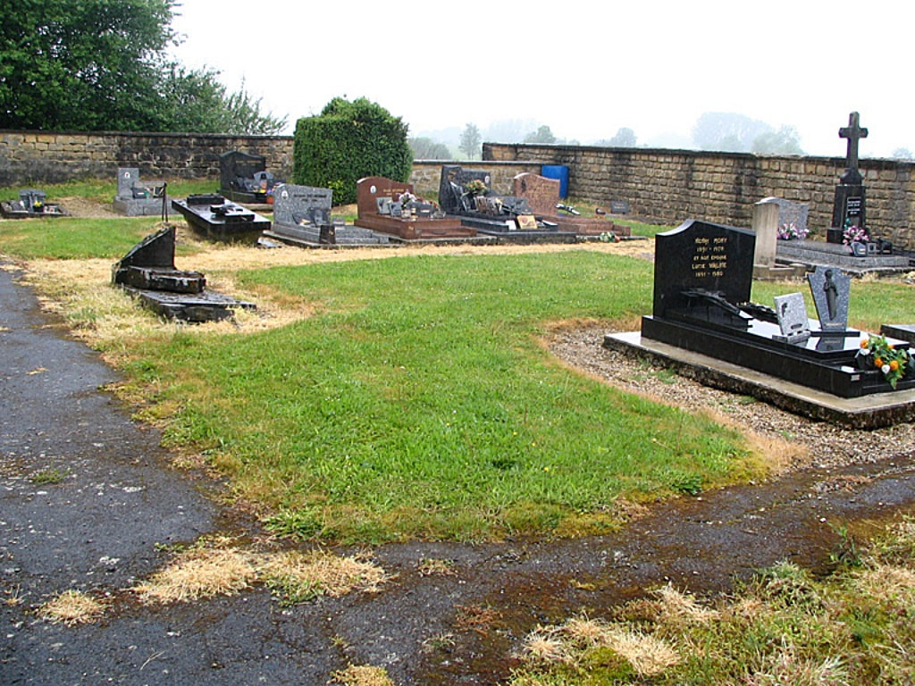 La Cassine Communal Cemetery