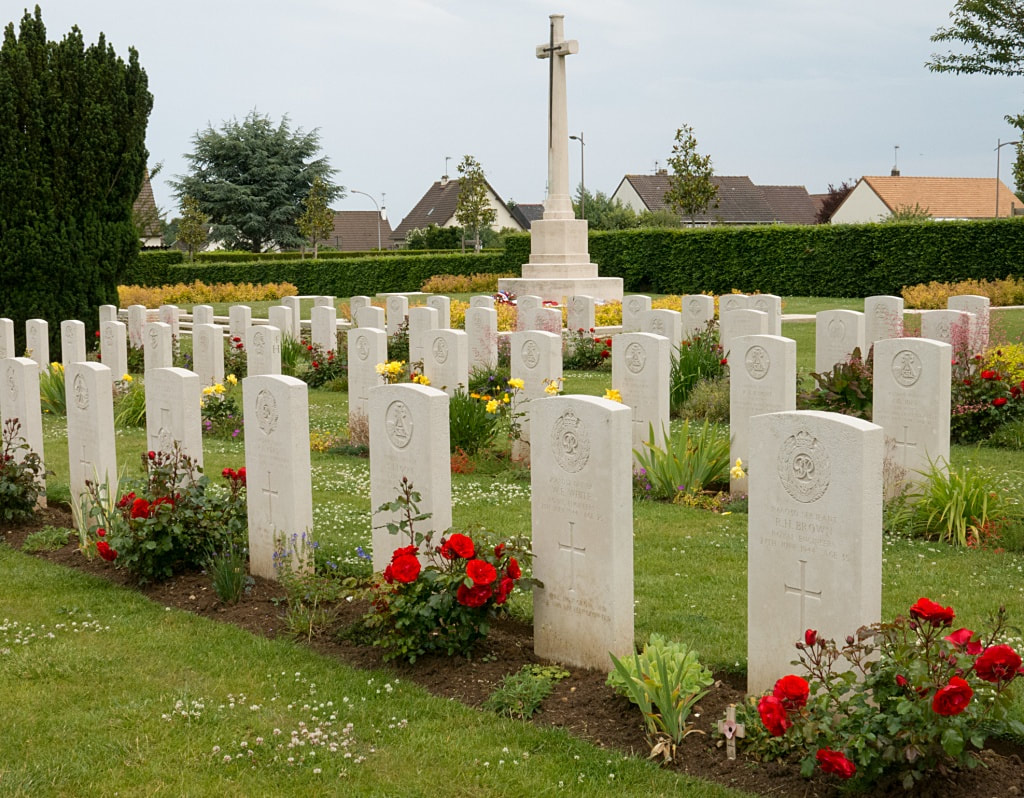 La Délivrande War Cemetery