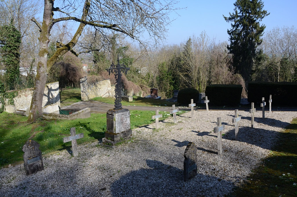 Laon (St. Just) Communal Cemetery