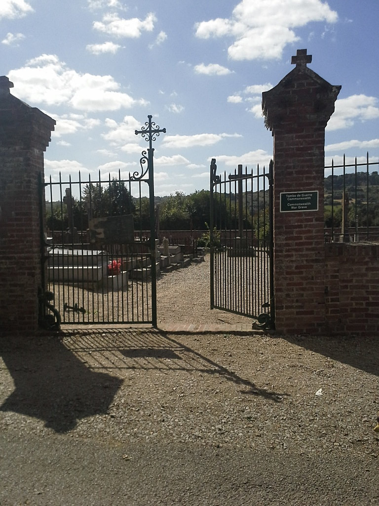 LE MESNIL-DURAND COMMUNAL CEMETERY