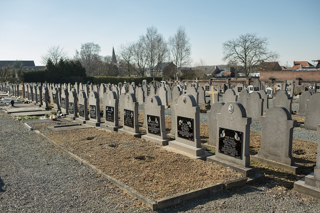 Liedekerke Communal Cemetery 