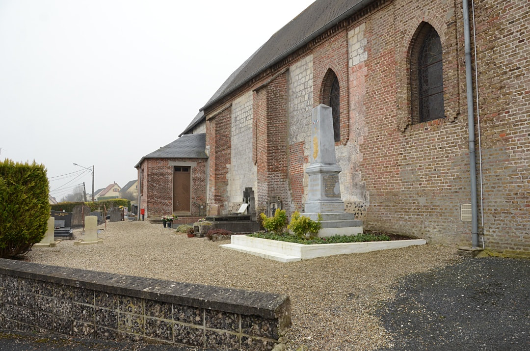 Longroy Churchyard