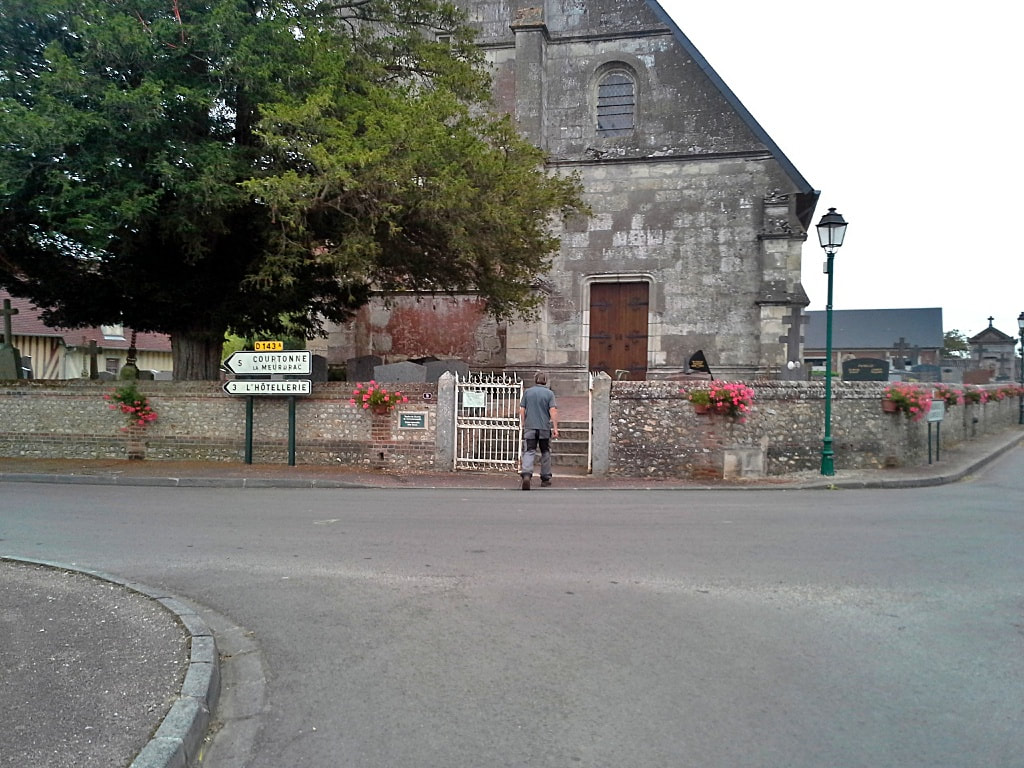 Marolles Churchyard