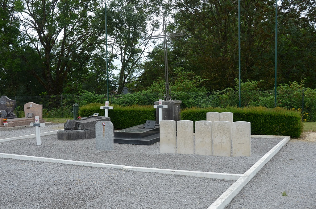 Maubert-Fontaine Communal Cemetery