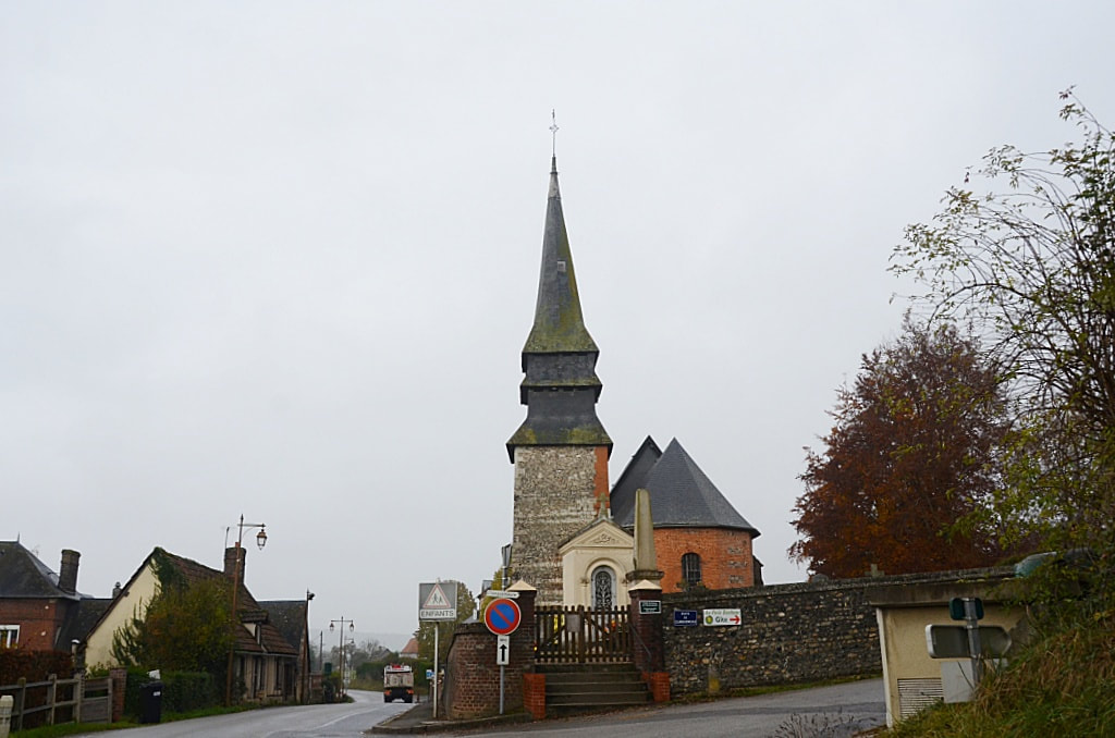 Morville-sur-Andelle Churchyard