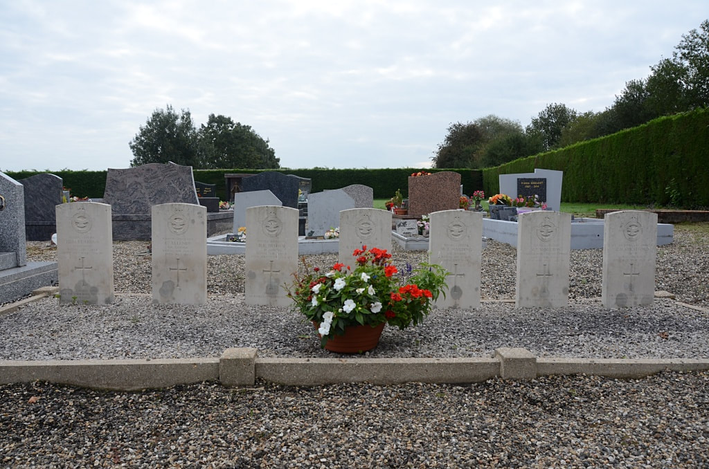 Neufmoulin Communal Cemetery
