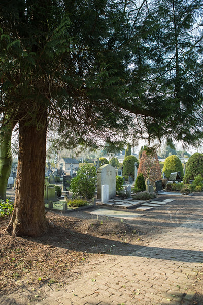 Nieuw Ginneken (Ulvenhout) Roman Catholic Cemetery