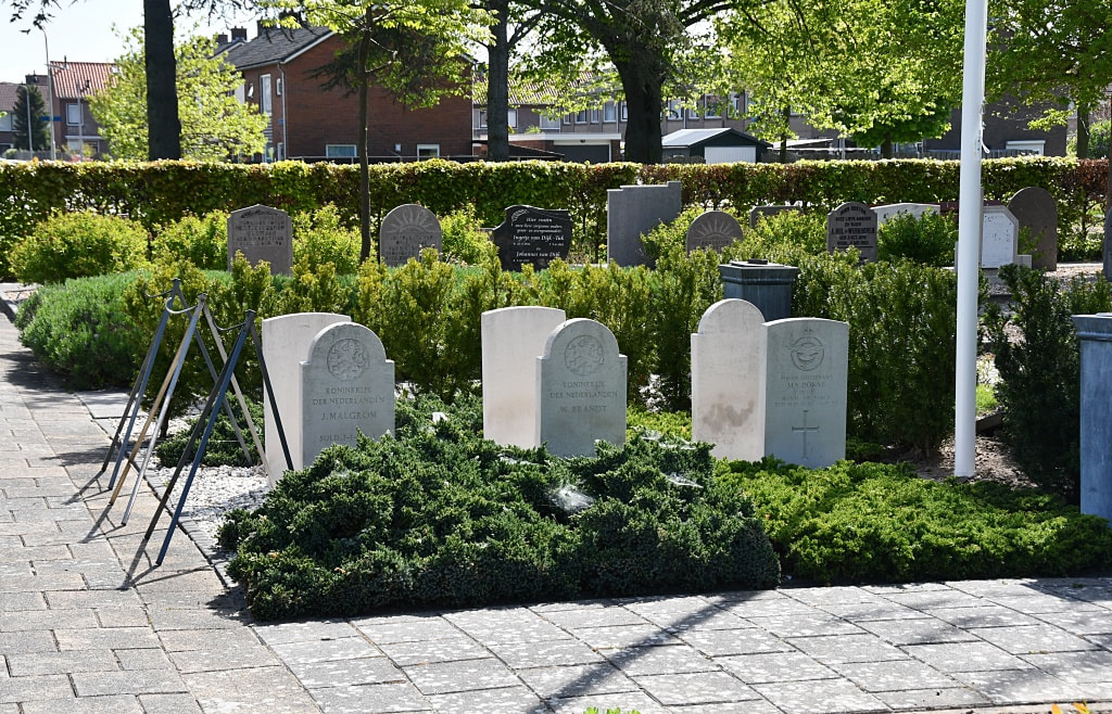 Numansdorp Protestant Cemetery