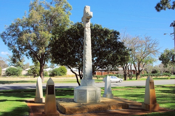 Pinjarra War Memorial