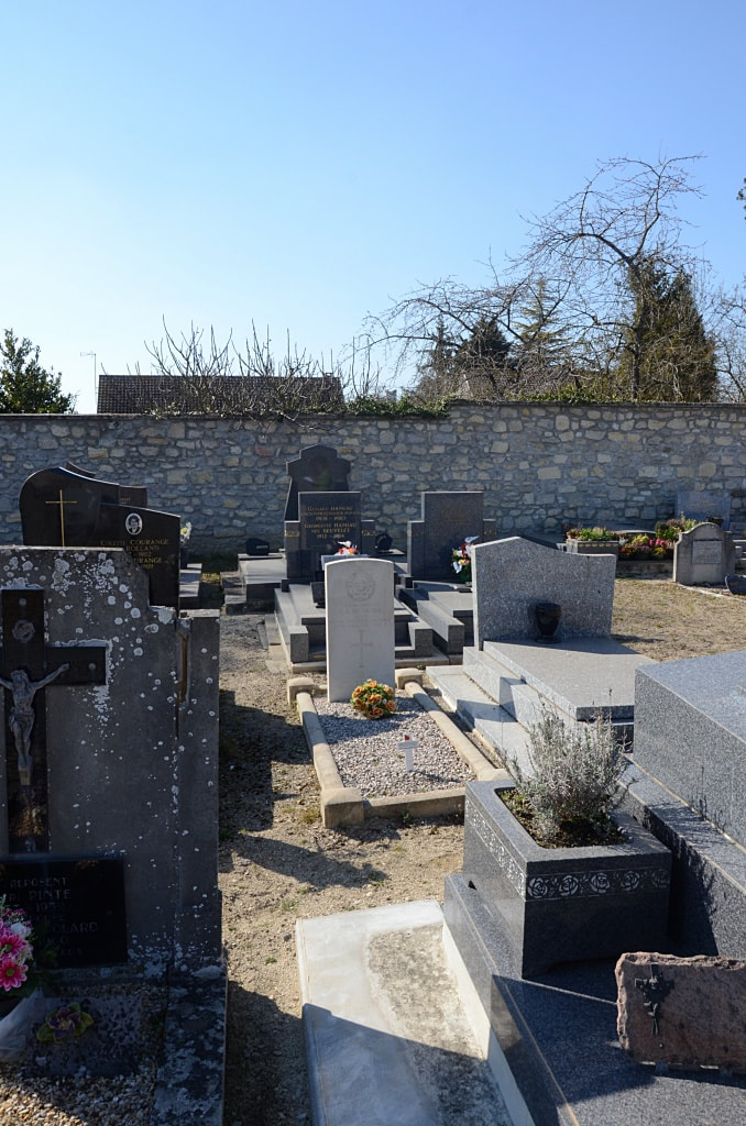 Pontavert Communal Cemetery