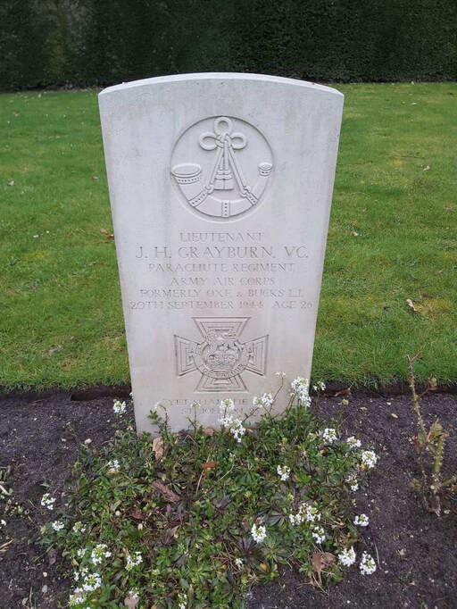 Arnhem Ossterbeek War Cemetery V. C. Grayburn