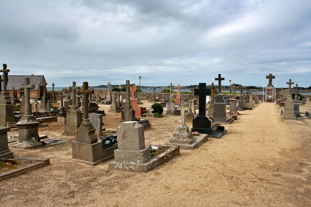 Roscoff Communal Cemetery