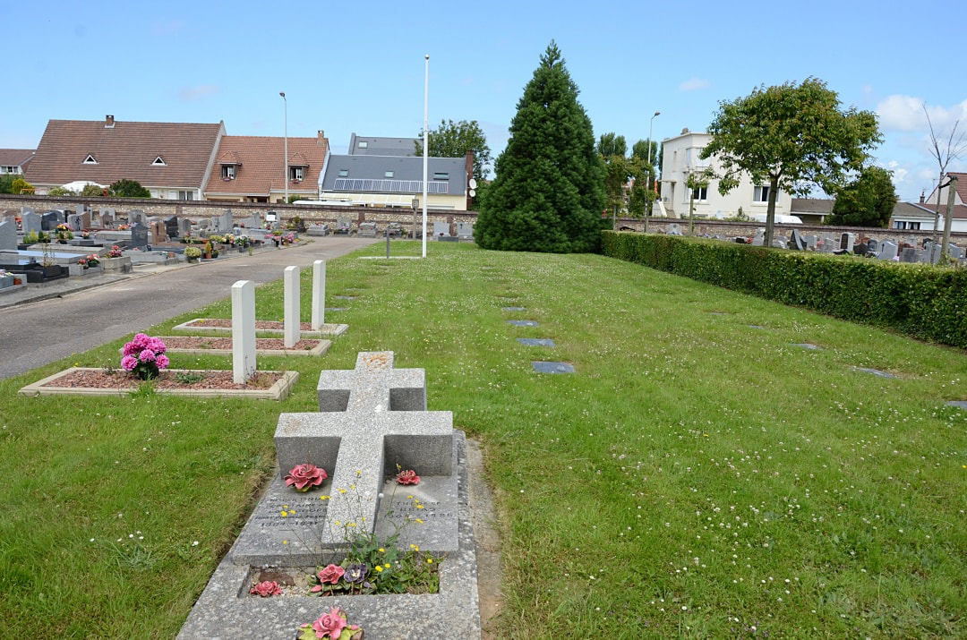 Sanvic Communal Cemetery