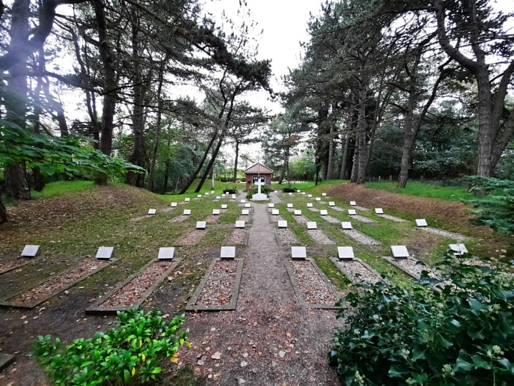 Schiermonnikoog (Vredenhof) Cemetery