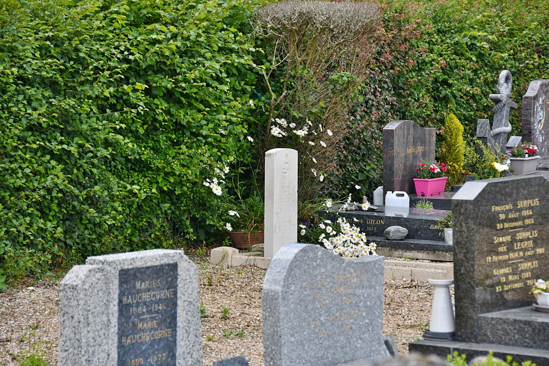 St. Aubin-sur-Scie Communal Cemetery