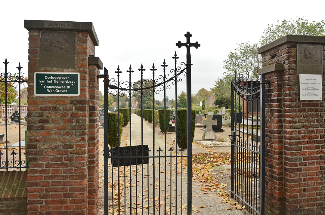 St. Michielsgestel Roman Catholic and Protestant Cemetery