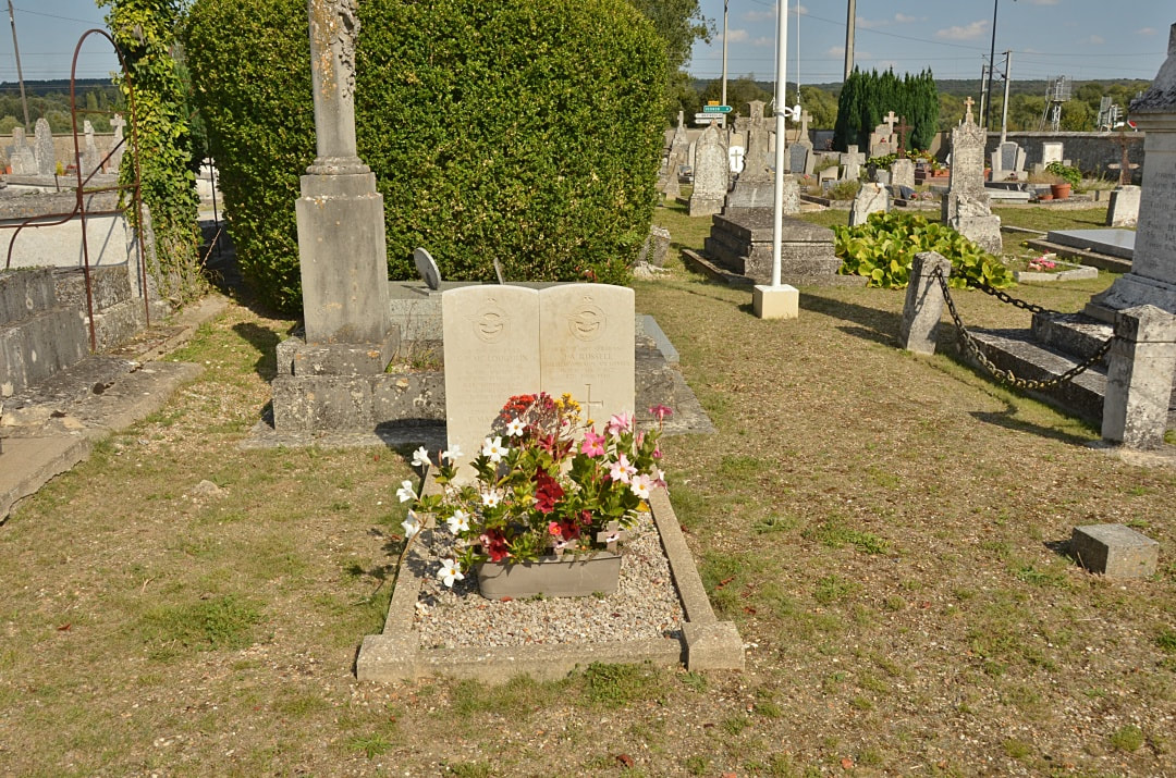 St. Pierre-d'Autils Communal Cemetery