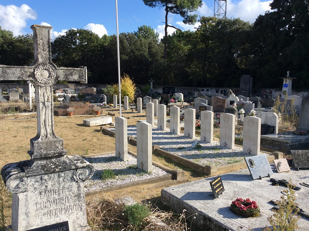 St. Trojan-les-Bains Communal Cemetery