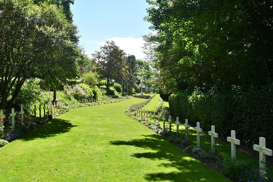 St. Valery-en-Caux Franco-British Cemetery